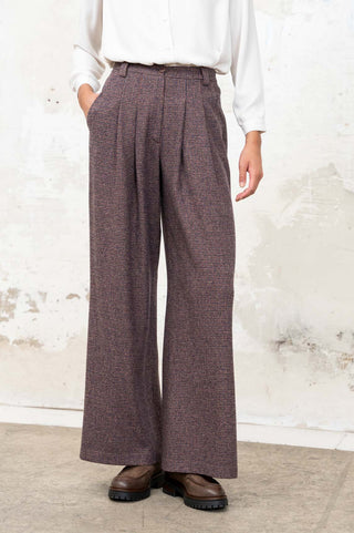 Aretha burgundy checkered trousers