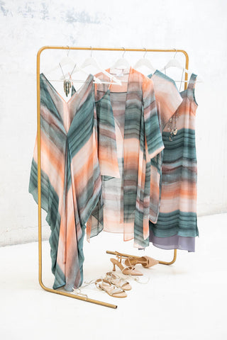 LEVITA MULTICOLOR VERDE AGUA SALMÓN Y CRUDO