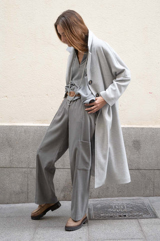 Abrigo de mujer para combinar con looks de evento