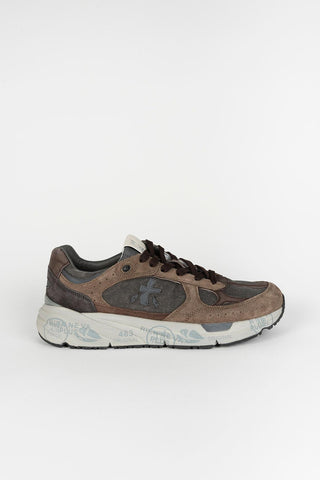 Premiata Mase25 8421 in brown
