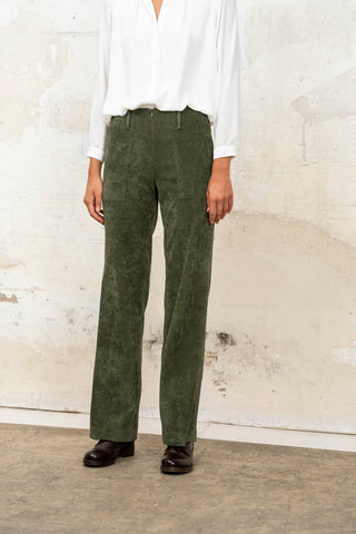 PANTALON RECTO PANA VERDE