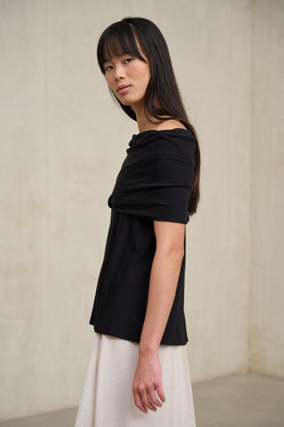 Camiseta Oryen negro