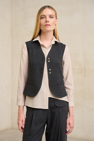 Charcoal grey Tudor vest