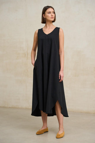 Serely black dress